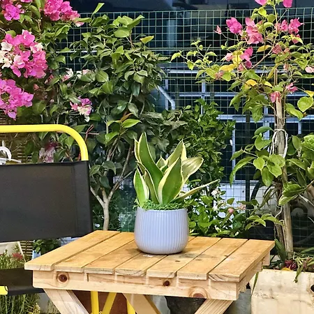 Vietnam Travelers Home 1 With Private Balcony Hanoi Exterior photo